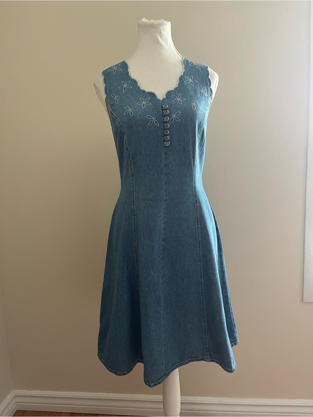 Sleeveless Denim Midi Dress with Scalloped Floral Neckline